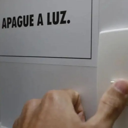 Por que sua conta de luz não para de subir? Alta acumulada chega a 177% e supera inflação.